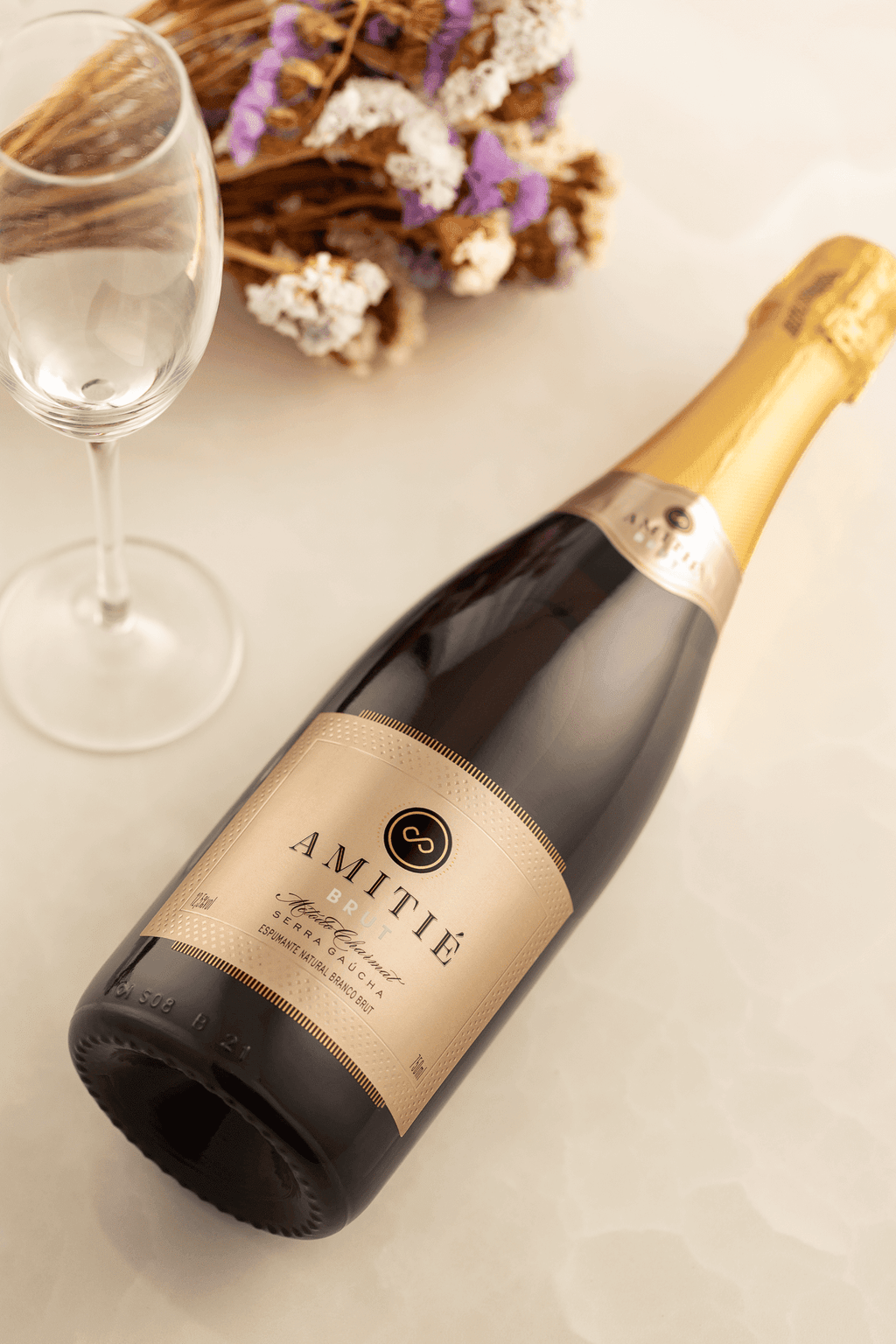 Amitié Espumante Brut - Caixa com 6 - Amitié - Espumantes do Sul